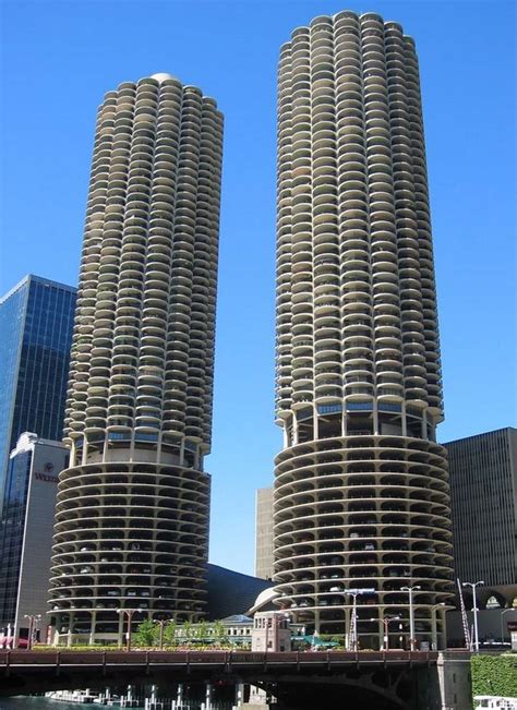 marina city chicago rent